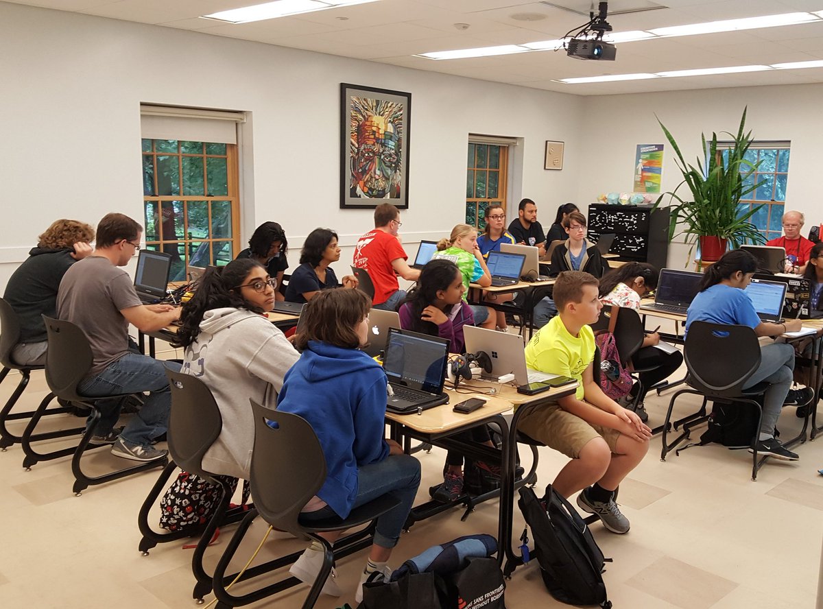 MOmilianMFS's tweet photo. MFS is hosting the FIRST FTC Robotics workshop for Southern NJ.  Over 130 attendees representing 15 teams from around the state. @mfsfox https://t.co/ercW0diX5J