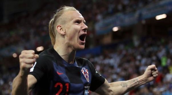DeadlineDayLive's tweet photo. Arsenal boss Unai Emery is plotting a £25m move for Besiktas' Croatian defender Domagoj Vida. (Source: Sun) https://t.co/HFsRCdc6Fs