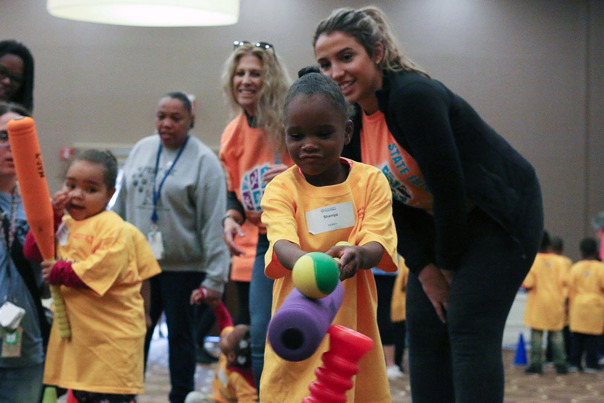 SpOlympicsMI's tweet photo. Calling all volunteers! There is still time to register to volunteer at our 2018 State Fall Games presented by @realestateone September 28 - 30. 
Click link to register: https://t.co/jfsJJNQL3K https://t.co/LEsiXfVnY9