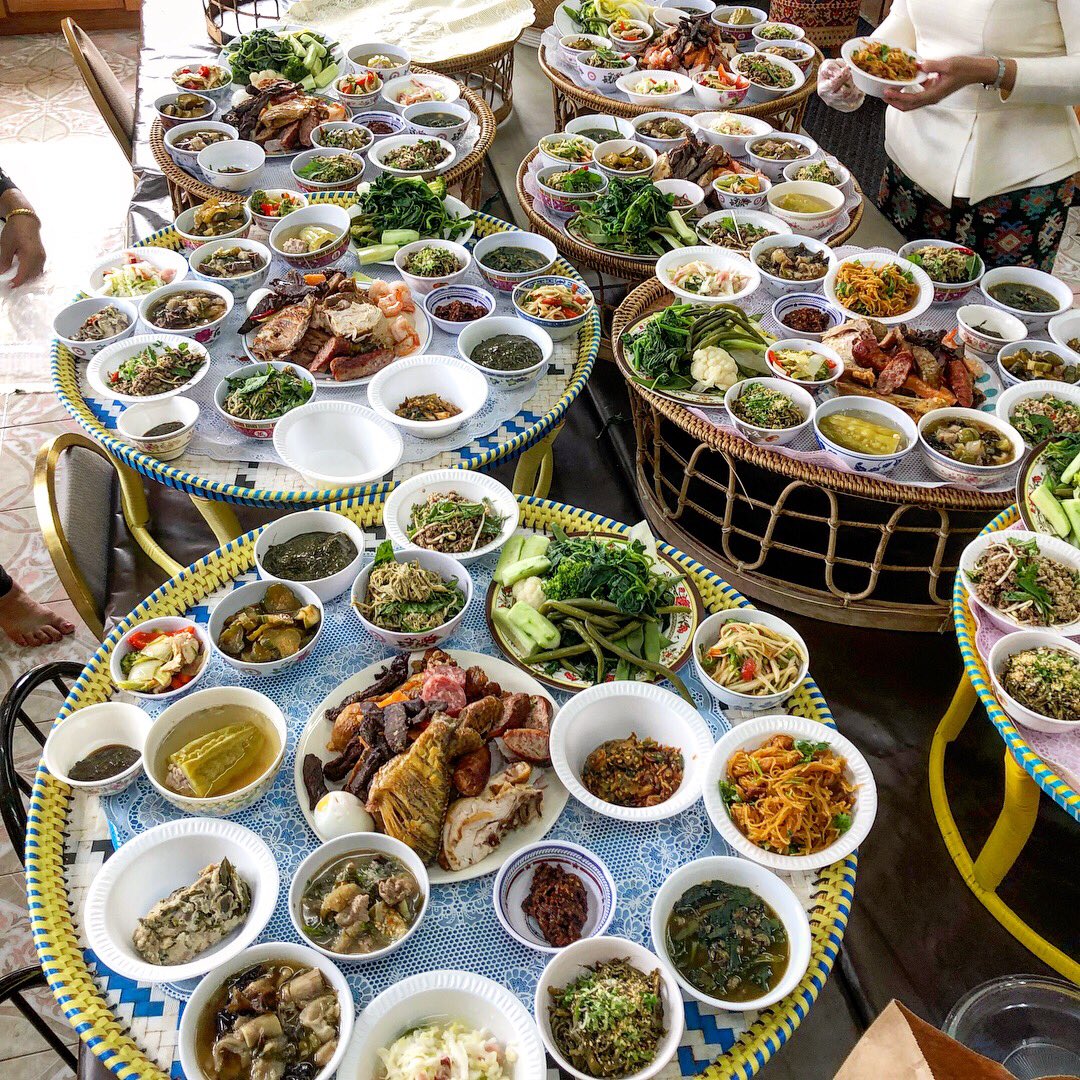 ieatlaofood's tweet photo. More food, more life https://t.co/OHBK1K1rRE