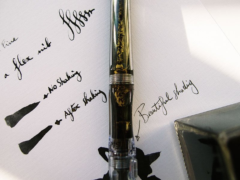 _scribblejot's tweet image. J. Herbin 1670 Stormy Grey Gold Flake Fountain Pen Ink Review  scribblejot.com/j-herbin-1670-…