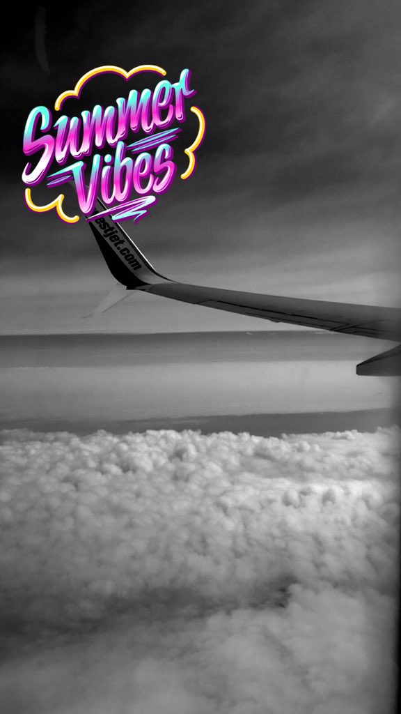 bjleier's tweet photo. In flight... to PeeWee Nationals! #team306 #saskboxlax #CLA https://t.co/Sam3tF3UIW