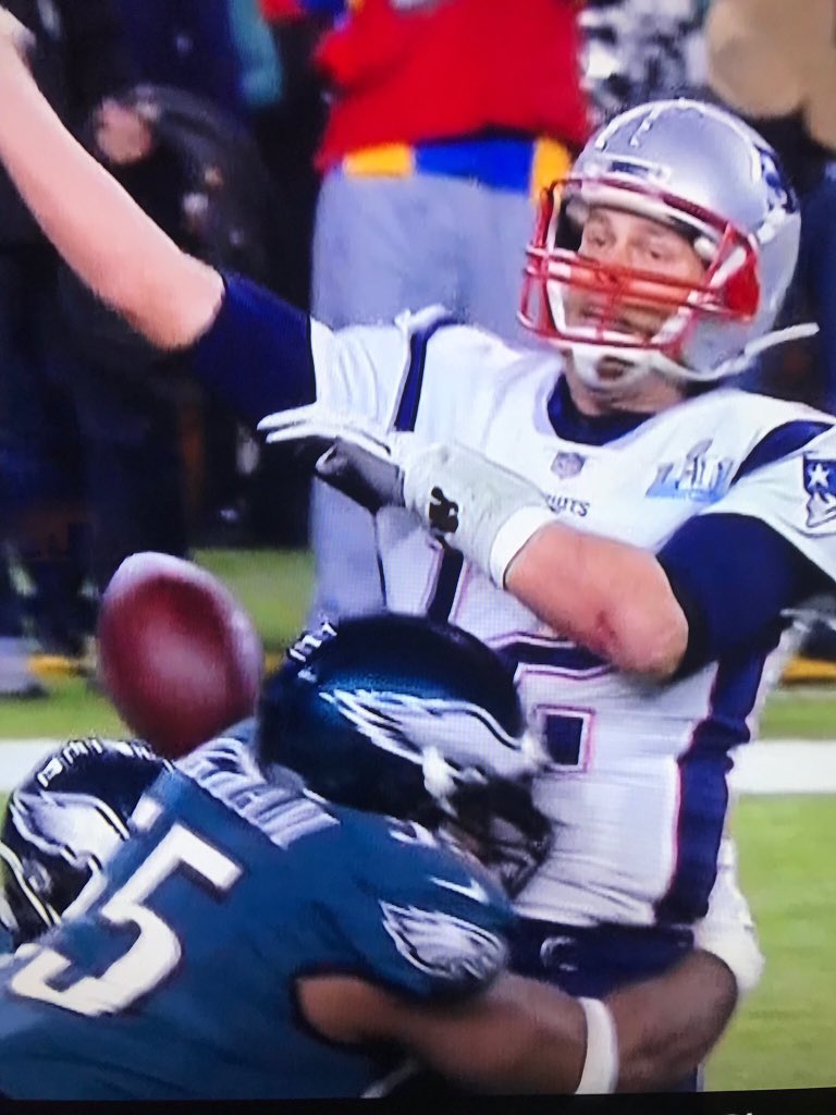 I forgot to wish Tom Brady a happy birthday yesterday, so I guess you could say I fumbled this opportunity. 