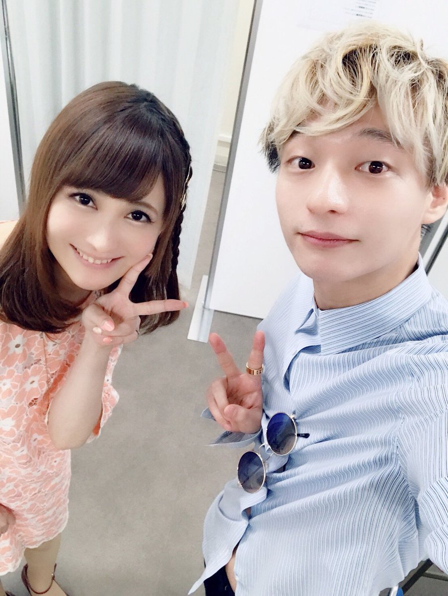 ayanatsubaki's tweet photo. #モテワン #モテワンコンテスト2018
一日総合司会無事終わりましたー！！
見てくださった皆様、ファイナリスト、グランプリ、審査員、スタッフの皆様、本当にありがとうございましたー！！
今日は泥のように眠れそう！笑笑
バタバタすぎて写真AKIさんとの一枚しか撮れなかったあああ麻雀強いこの人 https://t.co/773q78yA1O