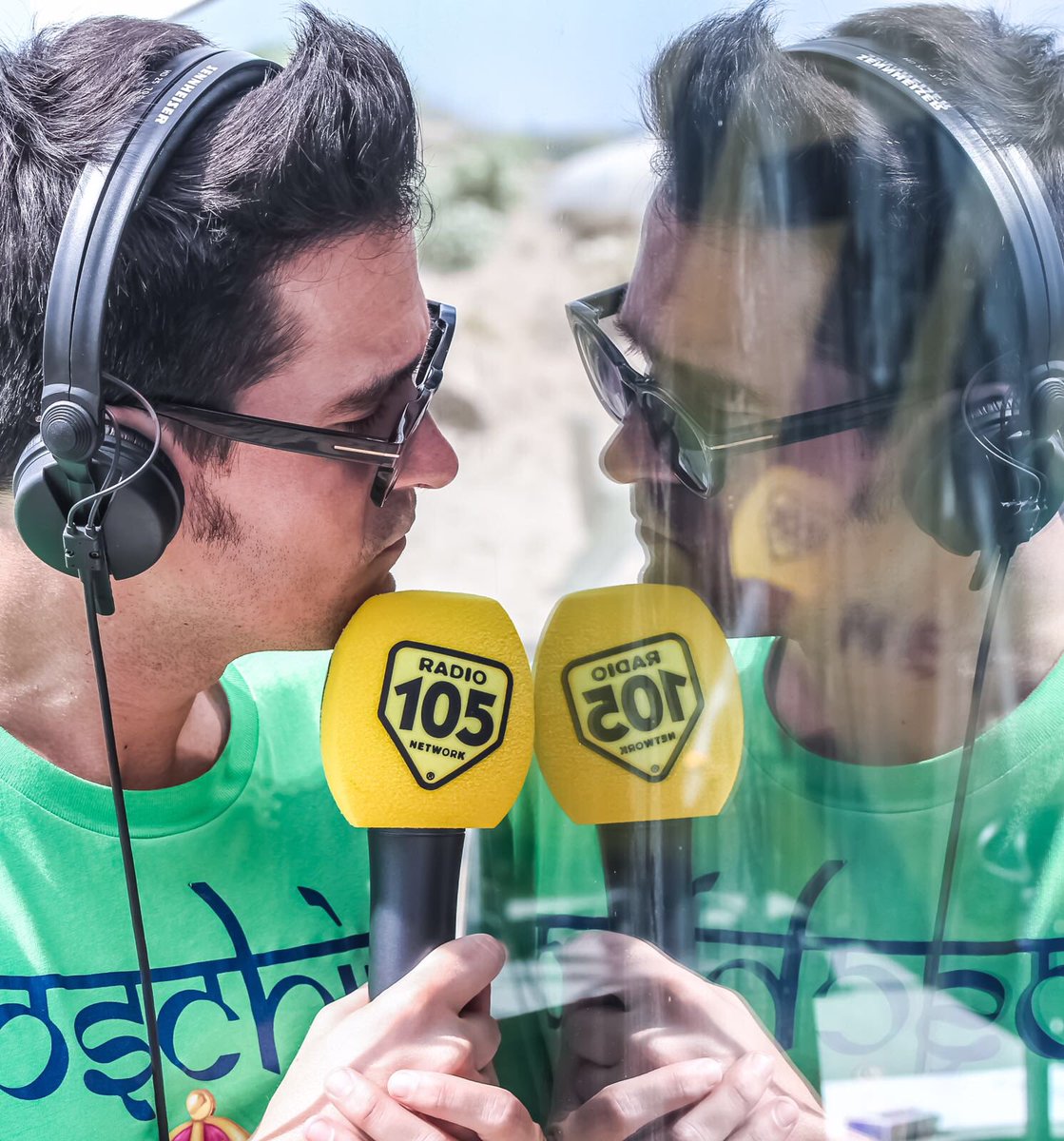 Radio105's tweet photo. Dario Spada e Niccolรฒ Torielli vi aspettano domani per unโaltra puntata di #105Zen... col sole ๐โ๏ธdi Gallipoli!!
Non mancate ๐๐ป
.
.
#105zen #gallipoli #zenbeach #radio105 https://t.co/gtqE6jSJmV