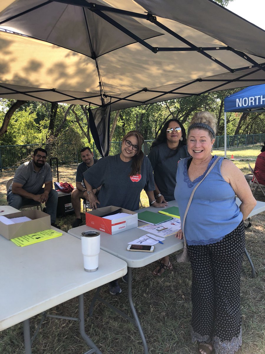 Faby__Vidal's tweet photo. Today marked the beginning of a great school year! We saw former @DobiePrimary students & met future Stars! Thank you to our staff who showed up & donated their time. Several parents already joined our PTA! #RISDconnects @KHprincipal @DobieCounselor @jsierra15 @vickyfarias7716 https://t.co/0dqYZhQUp7