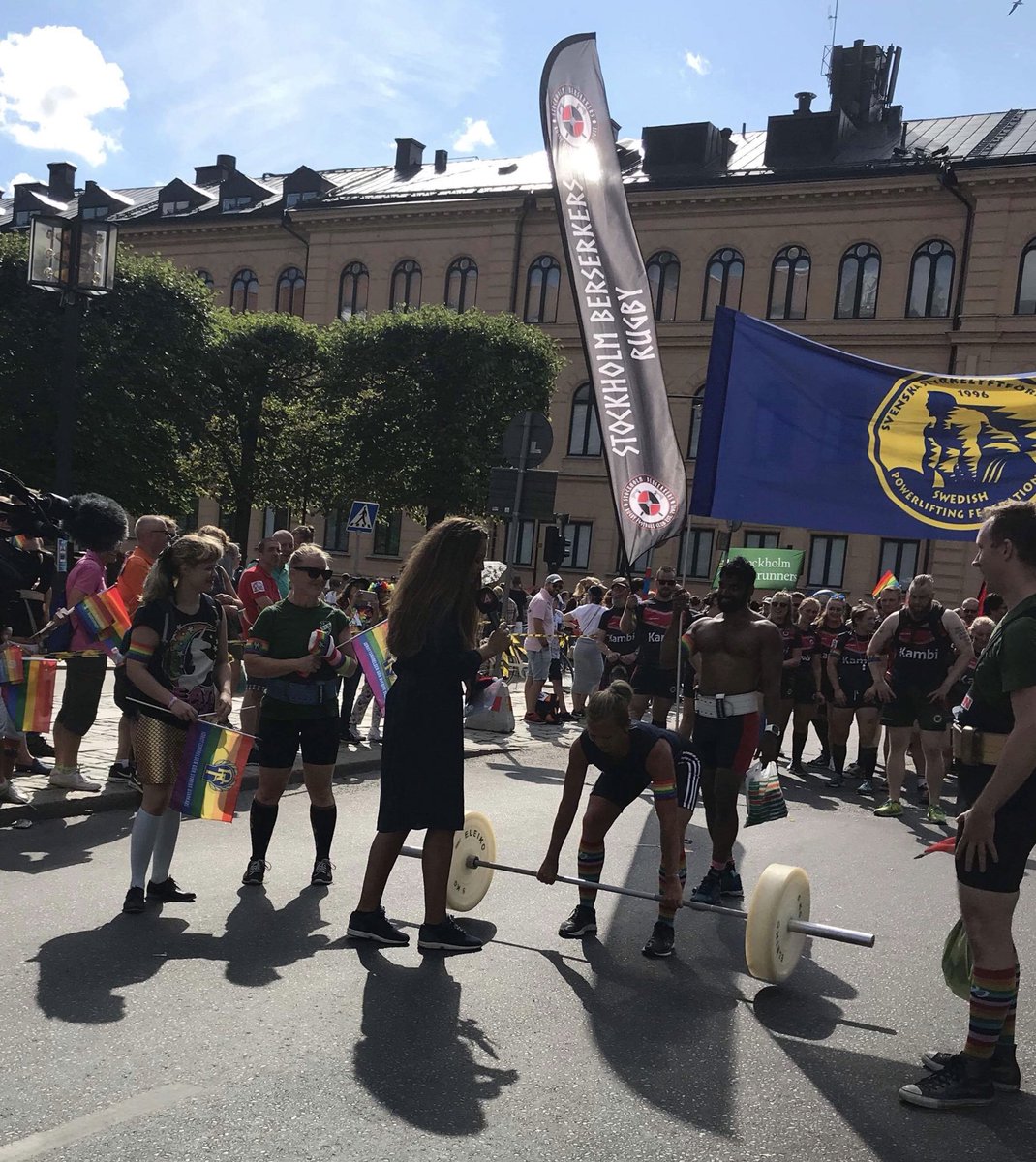styrkelyft's tweet photo. Tack alla som deltog i #sthlmpride #stockholmpride #EuroPride2018 #styrkelyft #lyftartwitter @stockholmpride https://t.co/Z4MXt90EGl