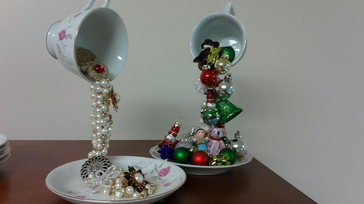 sisterchristina's tweet image. Attempting to make floating tea cups #craftday #distractions #shouldbeworking