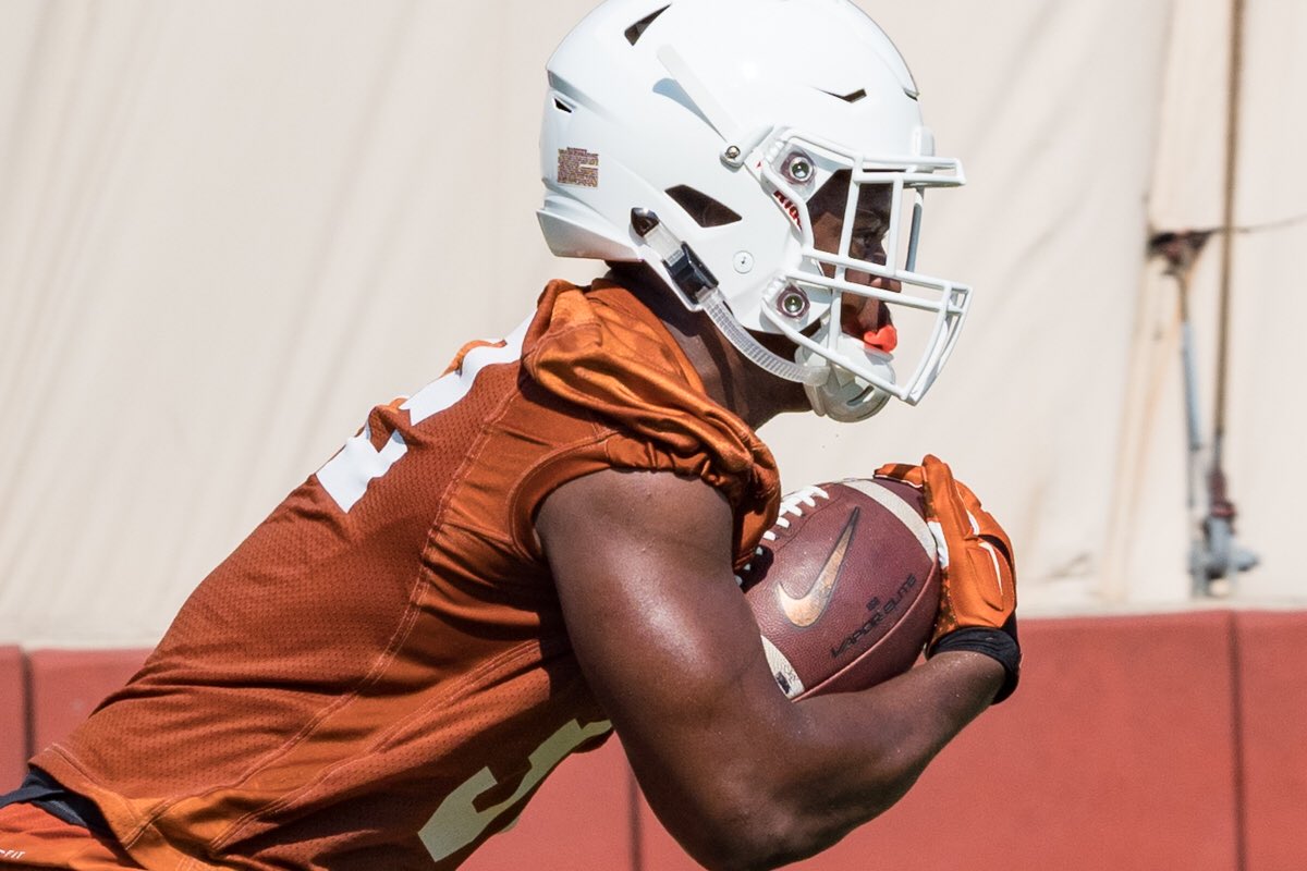 DjxAc9uV4AAWtUo.jpg?format=jpg&name=orig