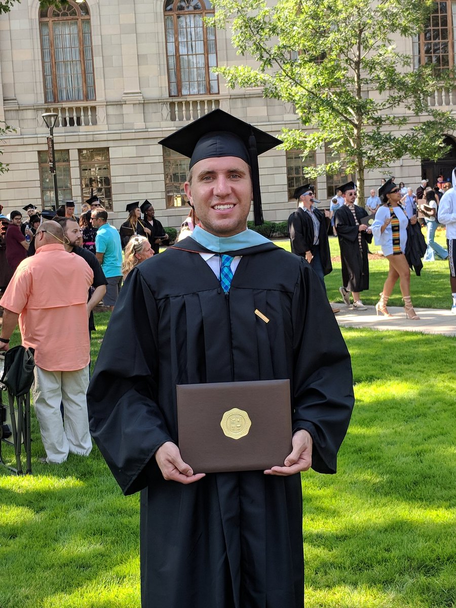 BGSUDrew's tweet photo. Today is the day I can officially say I am a two time Bowling Green State University graduate! #BGSU2018 #AyZiggy https://t.co/PL6qxi9bZb