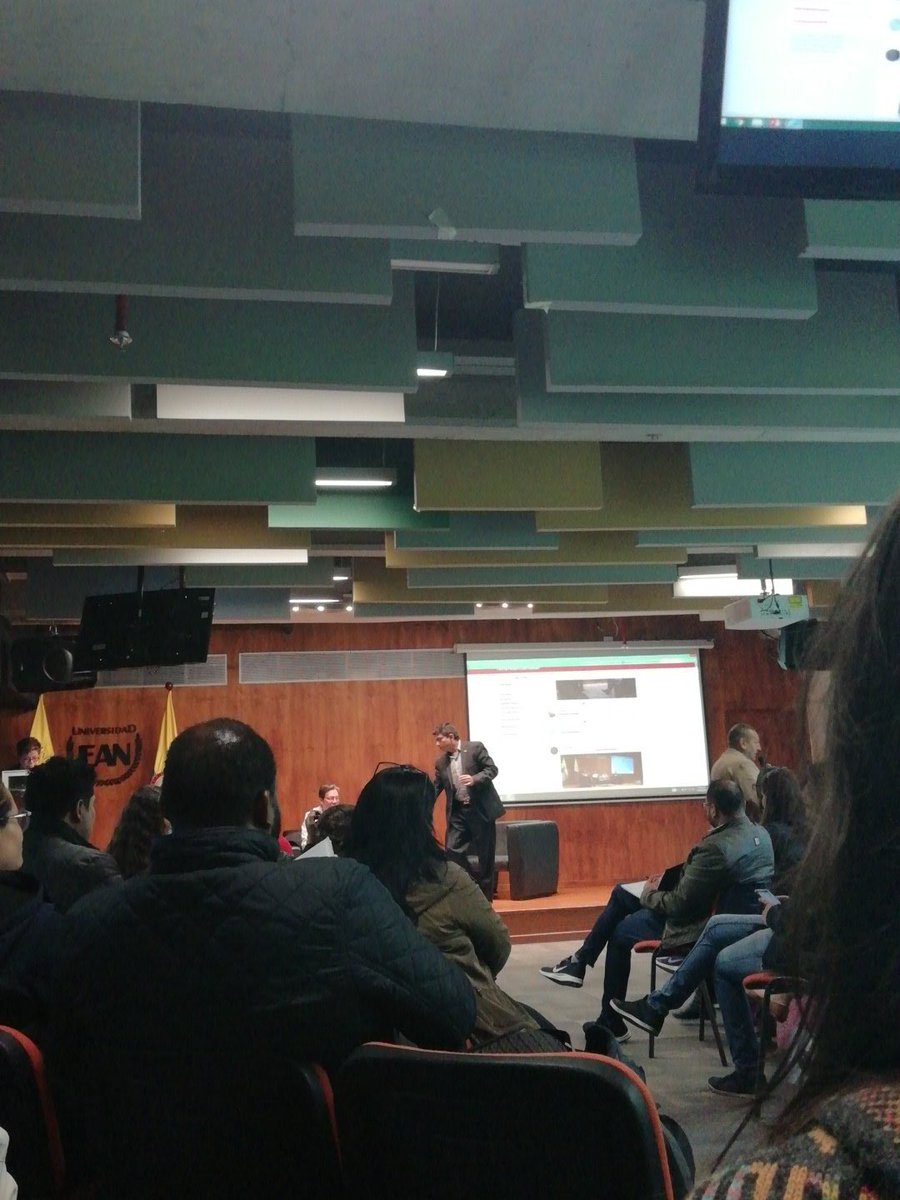 Jucazato65's tweet photo. Con la innovación en la @UniversidadEAN #empresariosenlaean https://t.co/UKbH6fsJHS