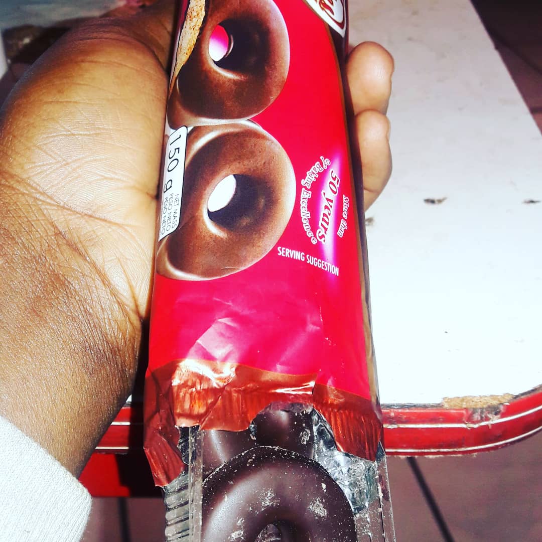 favvy80's tweet photo. My favorite cookies #chocoring https://t.co/3SKybquMw4