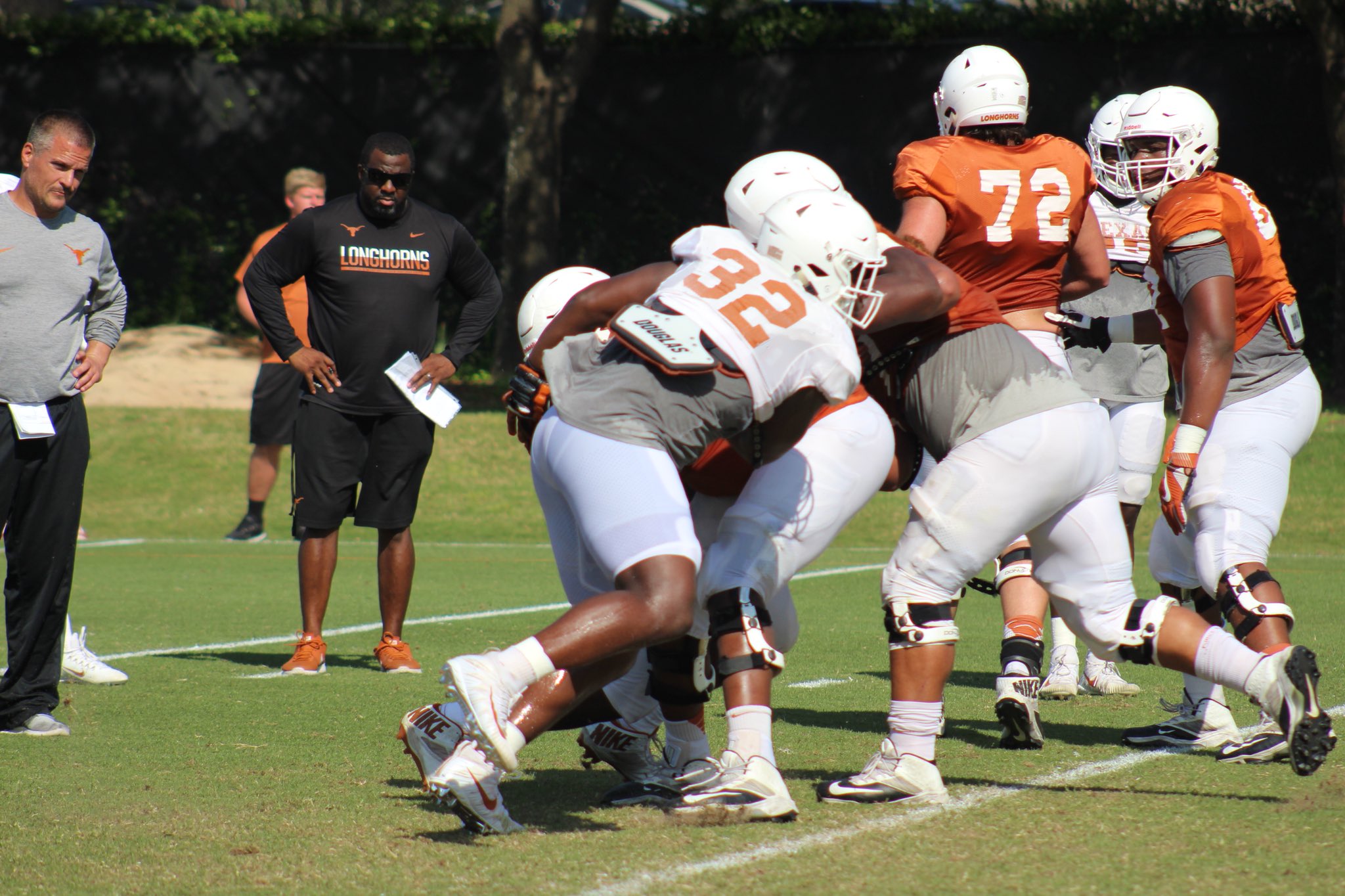 DjxP_BEVsAEExNn.jpg?format=jpg&name=orig