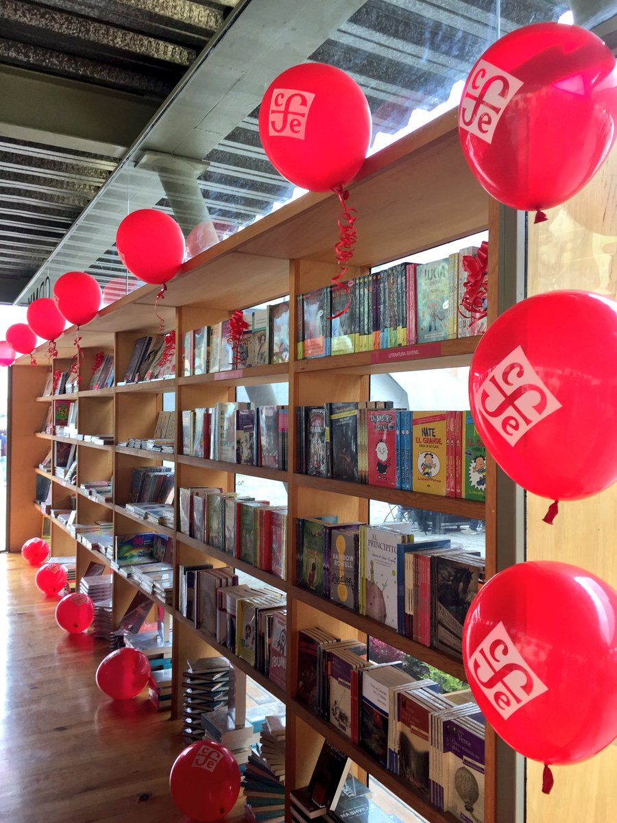 FCEMexico's tweet image. Hoy inauguramos la #LibreríaEusebioRuvalcaba del @FCEMexico en el @farodeoriente, de Iztapalapa, en colaboración con @CulturaCDMX 
Además, ¡#EstaciónDeLectura para chicos y jóvenes! 

Seguimos sumando al Modelo de Cultura de Paz mediante la lectura, la memoria y las artes.