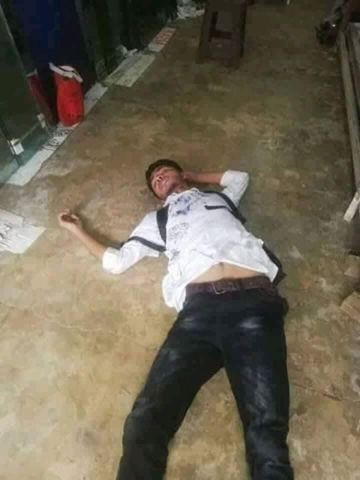 f695b2cbfbc84cd's tweet photo. #WeWantJustice Pls help spread int'l awareness on Bangladesh events. 

Jul29 -a speeding bus ran over a grp of students killing 2
Jul30 -students protested vs govt demanding road safety laws
Aug4 -5th day, student protesters have been raped, killed. it's still chaos now 
Pray. https://t.co/bvxI2tkcSo