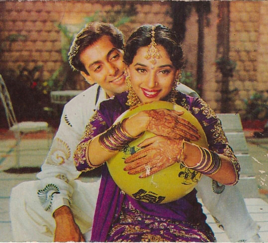 Being_Shubham0's tweet photo. Prem โค๏ธ& Nisha โค๏ธ
#5Aug1994 #TOMORROW
#24YearsOfHAHK
#24YearsOfHumAapkeHainKoun
๐ https://t.co/GuN69PR9fA