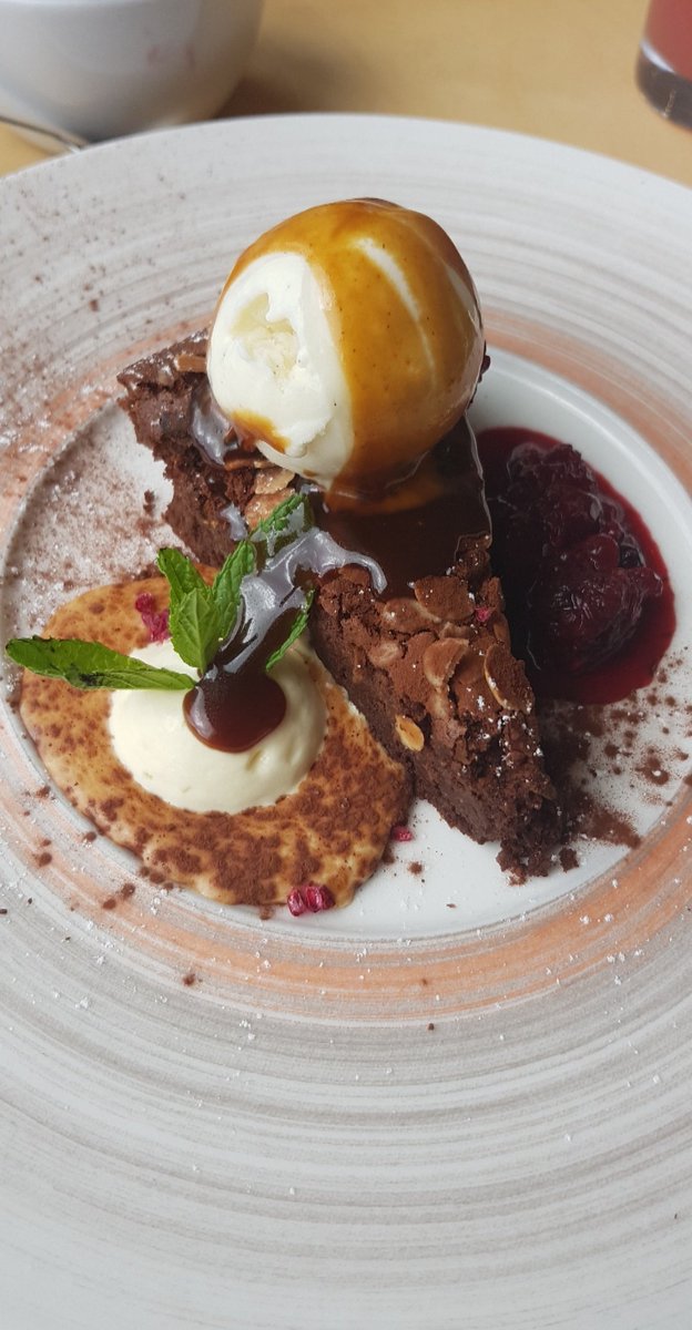 waittilitellya's tweet photo. I was so delighted to finally visit @Stefhanscafe earlier today in #Thurles! This place deserves to be high on your must visit list! You won't be disappointed, by the food or the welcome! #Tipperary #IrelandsAncientEast #ThisIsIrishFood https://t.co/twf8UQHU0K