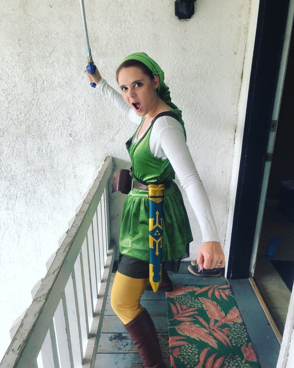 bmcartist's tweet photo. Rocking it as Link at Comic Con this year! #plattsburghcc #link #plattsburghcomiccon #LegendOfZelda https://t.co/2uh5miBwrK