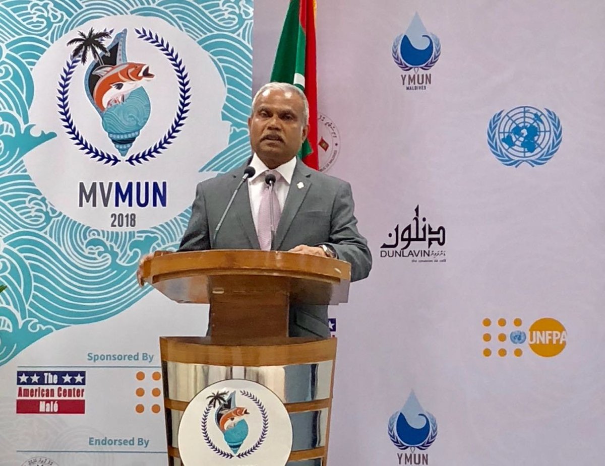 MoFAmv's tweet photo. "Be engaged, be informed. Remain involved in improving your community &amp; your country. Choose to be in service to your nation. As far as possible, choose to be the best version of yourself", says Minister Asim in addressing the delegates of the second Maldives Model UN Conference https://t.co/zab1GaJQV6