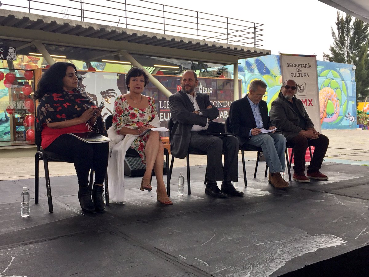 FCEMexico's tweet image. Empezamos la ceremonia de inauguración de la #LibreríaEusebioRuvalcaba en @farodeoriente de @CulturaCDMX