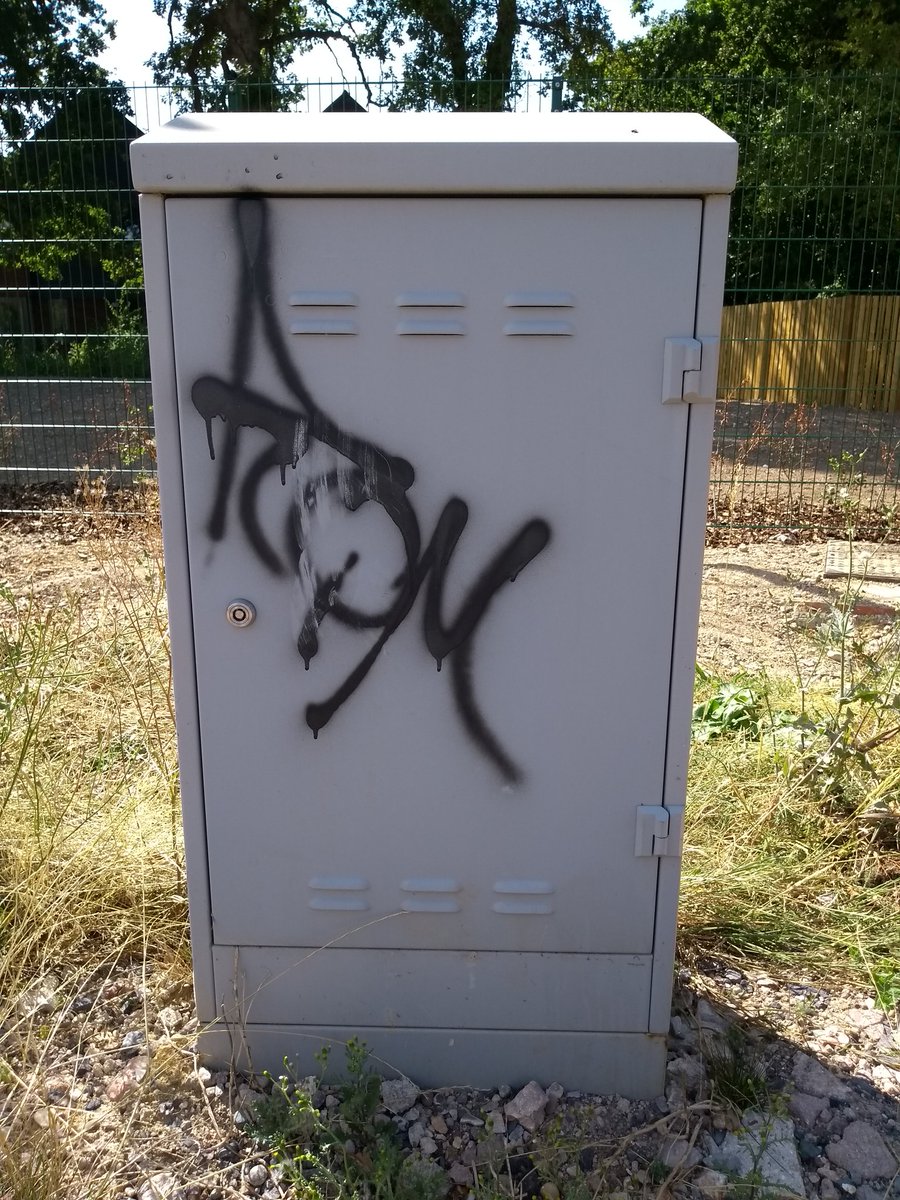 monkeygimp's tweet image. Dear @virginmedia I wrote to you at the beginning of April regarding this grafitti on one of your cabinets on Binfields Farm Lane in Chineham, Basingstoke. It&apos;s now August and despite many messages nothing has been done. Please. Get. It sorted. #poorservice