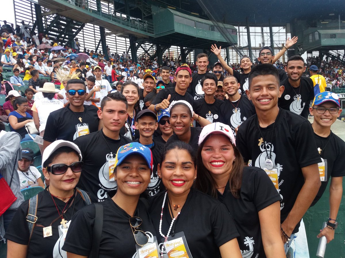 pjvenezuela's tweet photo. La juventud venezolana dice presente en el 4to Encuentro Nacional de Jóvenes (ENAJO) Barcelona 2018.

#PJVenezuela #ENAJO2018 https://t.co/0TgOqlIgLw