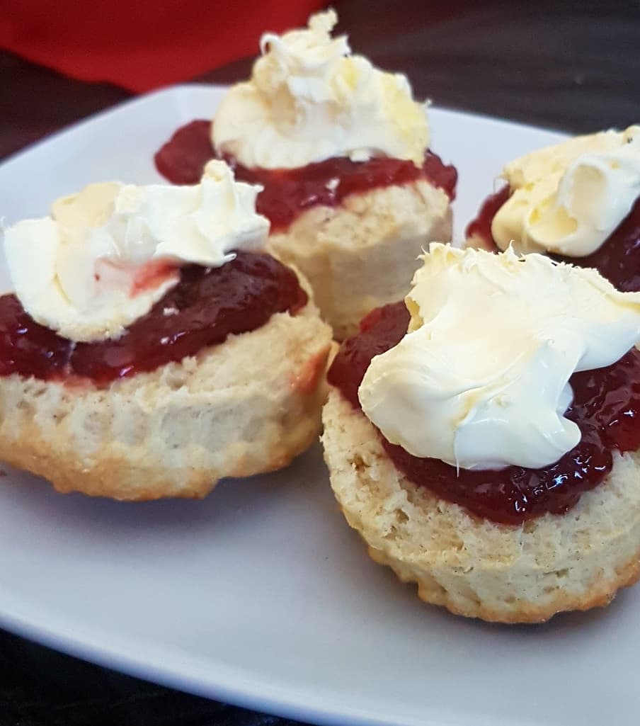 WWrigt's tweet photo. Bit bleddy nice...jam first of course.... #jamfirst 😋😜🍓🍓 https://t.co/lZ5uzWtNTK