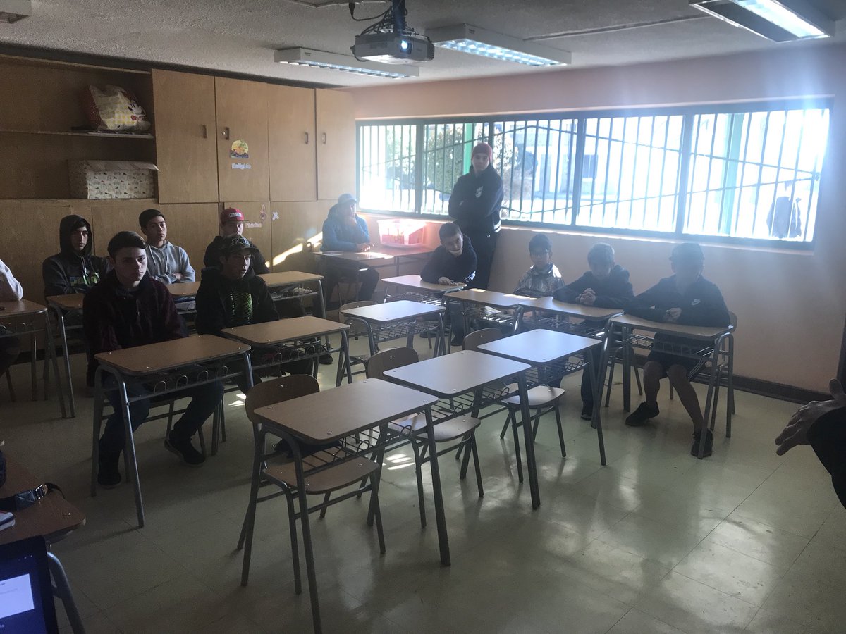uncoefi's tweet photo. Hoy se dio inicio al Taller de MTB UNCO -Ventisquero para todos los amantes de la montaña y la Bici 🚲!! Profesor Monitor: Tomas Rivera Aldunate, rider, fundador y director de la aplicación https://t.co/q7makCaAvb https://t.co/CIfrEKT3y1