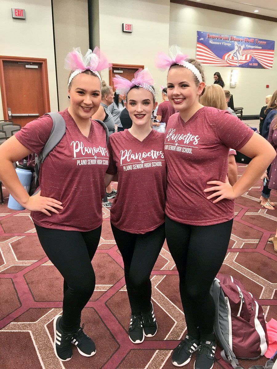 dianne_radic's tweet photo. dance, eat, dance, *maybe sleep*, REPEAT!! so excited to see what this year holds for plettesโค๏ธ #adts2018 https://t.co/SOZvLcYmb0