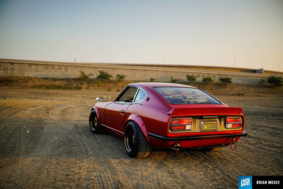 PASMAG's tweet photo. This 240Z was going to be @chasingjs last build for a while, and he wanted a car just to have fun for drive-around time, but as the build progressed things got crazy. https://t.co/bPtzM20Ndi
#pasmag #datsun #240z #chasingjs https://t.co/yhnQnNogN8