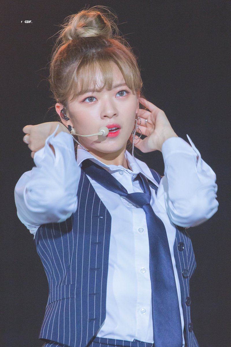 myjeongarchives's tweet photo. 180801 https://t.co/Ng8WCYX8v0