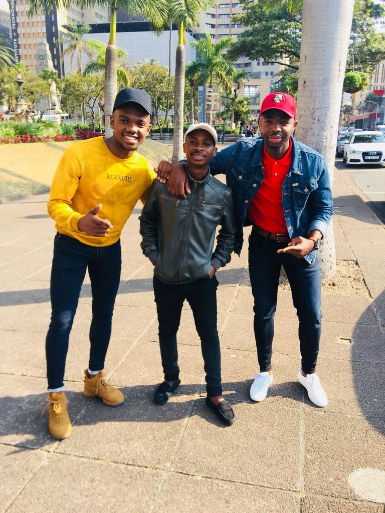 Snizo (@snerasibutha) on Twitter photo 