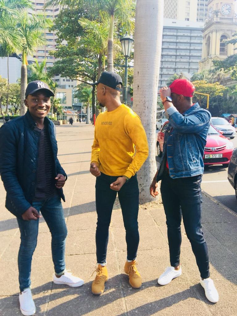 Snizo (@snerasibutha) on Twitter photo 