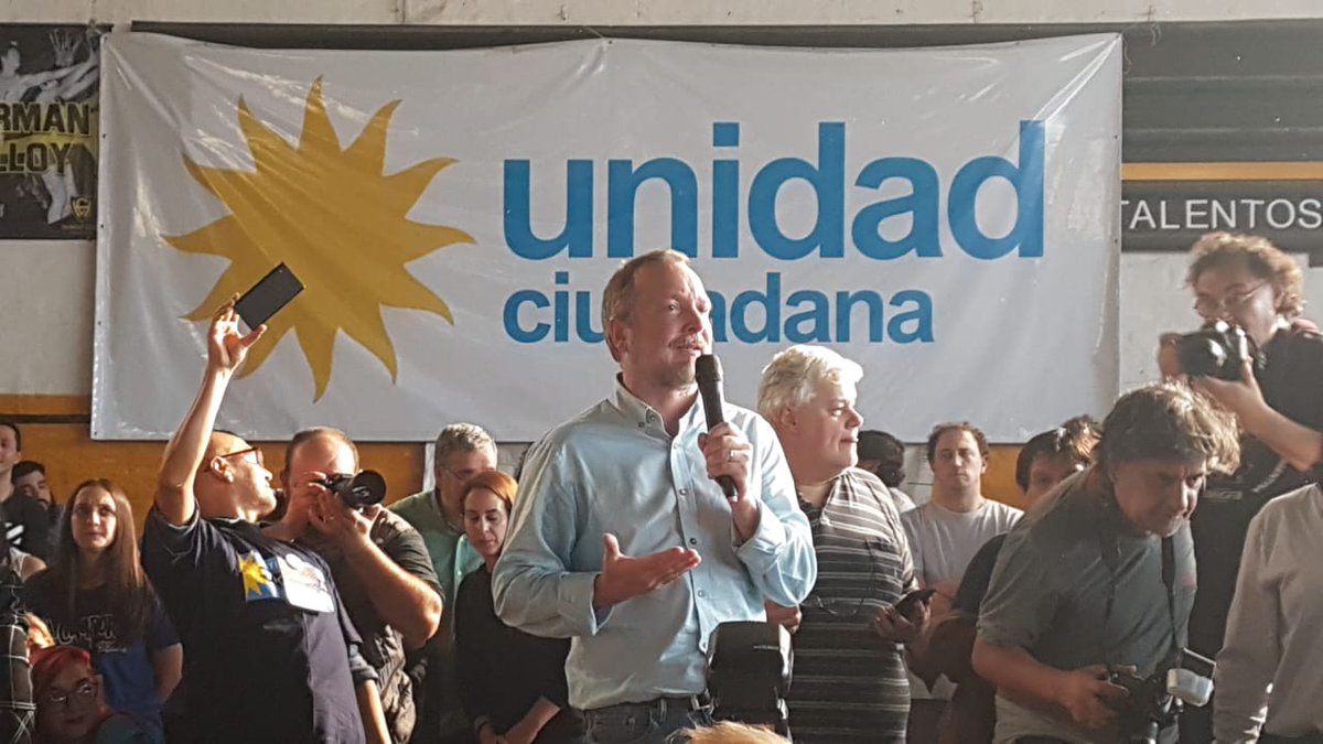 Sabbatella's tweet photo. Vamos a construir la unidad más amplia, unidad del Pueblo en la calle, en el Congreso, en los barrios, en las urnas. #UCCba https://t.co/NfsVnfU4h2