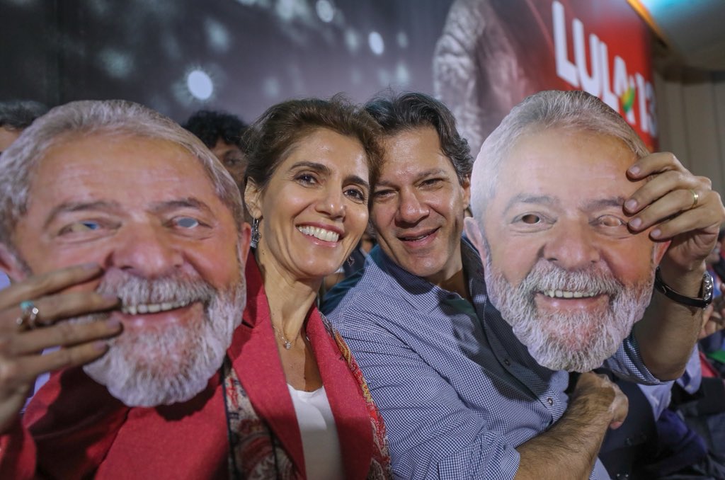 É oficial! Lula é nosso candidato à Presidência da República e hoje marca o início da retomada de um país mais justo e soberano! #LulaLivreJá #OBrasilFelizDeNovo

Fotos: Ricardo Stuckert