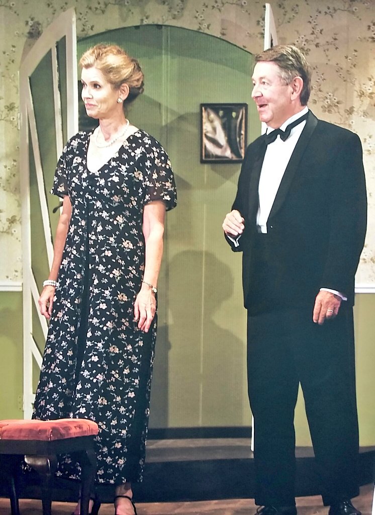 FFrintonTheatre's tweet photo. An amazing week of #FullHouses and #SoldOut Shows for #NoëlCowards #BlitheSpirit at Frinton Summer Theatre - 
Well Done to a Fabulous Cast! https://t.co/4Jbdt5Bpji
