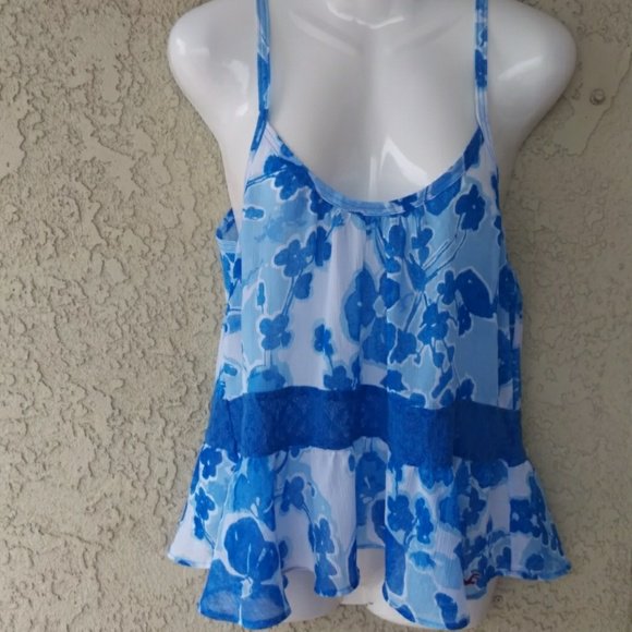 So good I had to share! Check out all the items I'm loving on @Poshmarkapp from @cinnamon2930 @JennyMaeDecay<a href="/tag/fashion"class="tags"><span>#fashion</span></a><a href="/tag/nike"class="tags"><span>#nike</span></a><a href="/tag/shopmycloset"class="tags"><span>#shopmycloset</span></a><a href="/tag/style"class="tags"><span>#style</span></a><a href="/tag/hollister"class="tags"><span>#hollister</span></a>