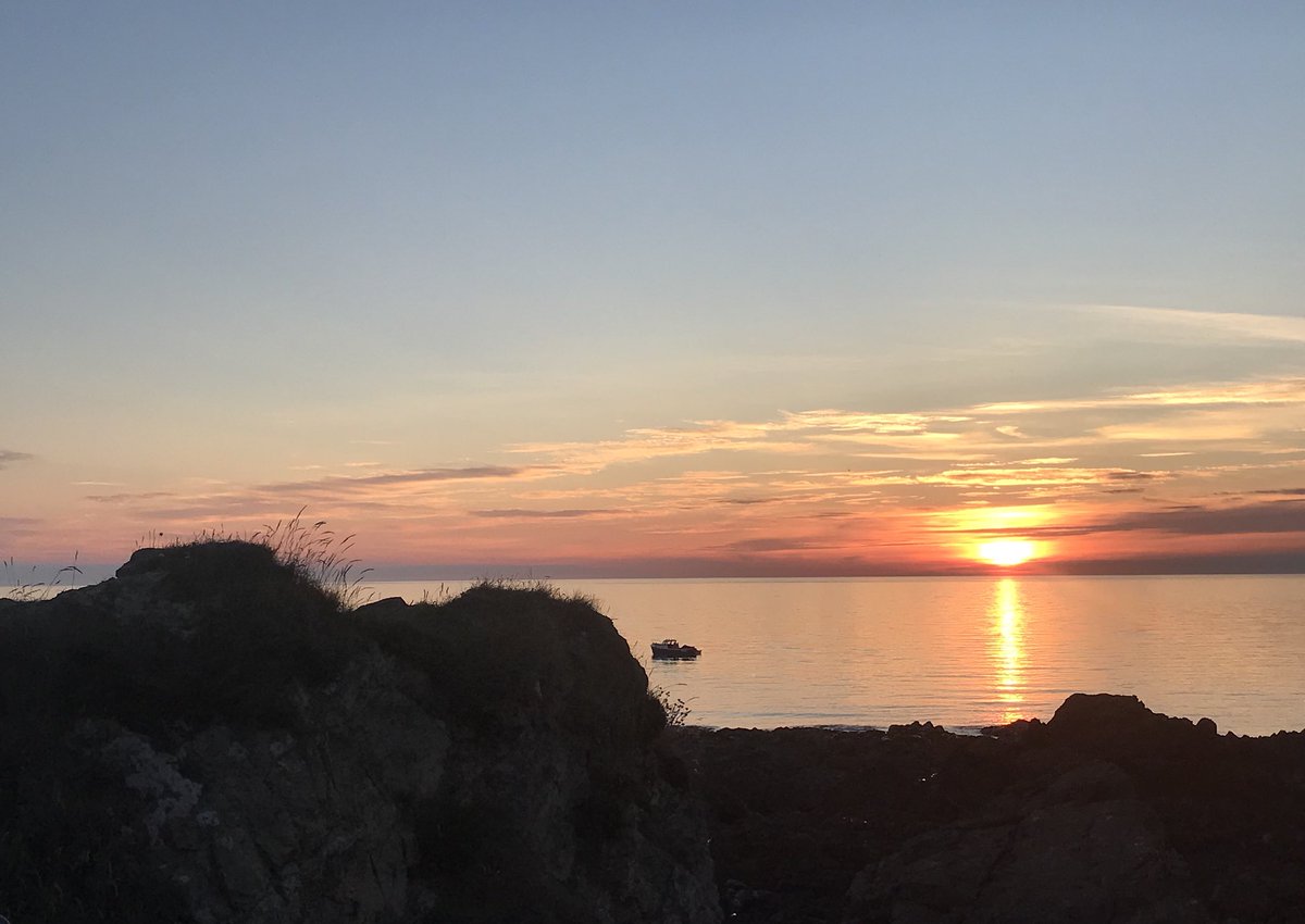 MrTimney's tweet image. Sunset. Church Bay Beach.