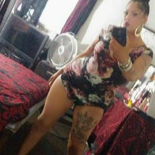 Boy75Country's tweet image. 🙌 YASSS It's time for a great show SEXI STRAWBERRY🍓:#FEATUREME #1GET
liveme.com/us/m/v/1533416…