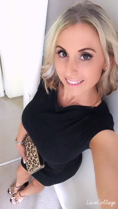 Having a great night out in Eastbourne with the girls #girlsNightOut https://t.co/dTzrulIzpt<a href="/tag/girlsnightout"class="tags"><span>#girlsnightout</span></a>