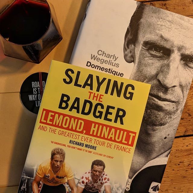 PistaCycling's tweet photo. I am ready for the autumn. Books for the fall and some quality red wine now in my stock. Bad weather can come.
#bikeexploration #bikespiration #sweetspot #roadbike #roadcycling #bike #ridelife #lifebehindbars #cycling #baaw #rcc #exdurisgloria #domestiq… https://t.co/kKQfWfkOC1 https://t.co/J8ISysAX9Q
