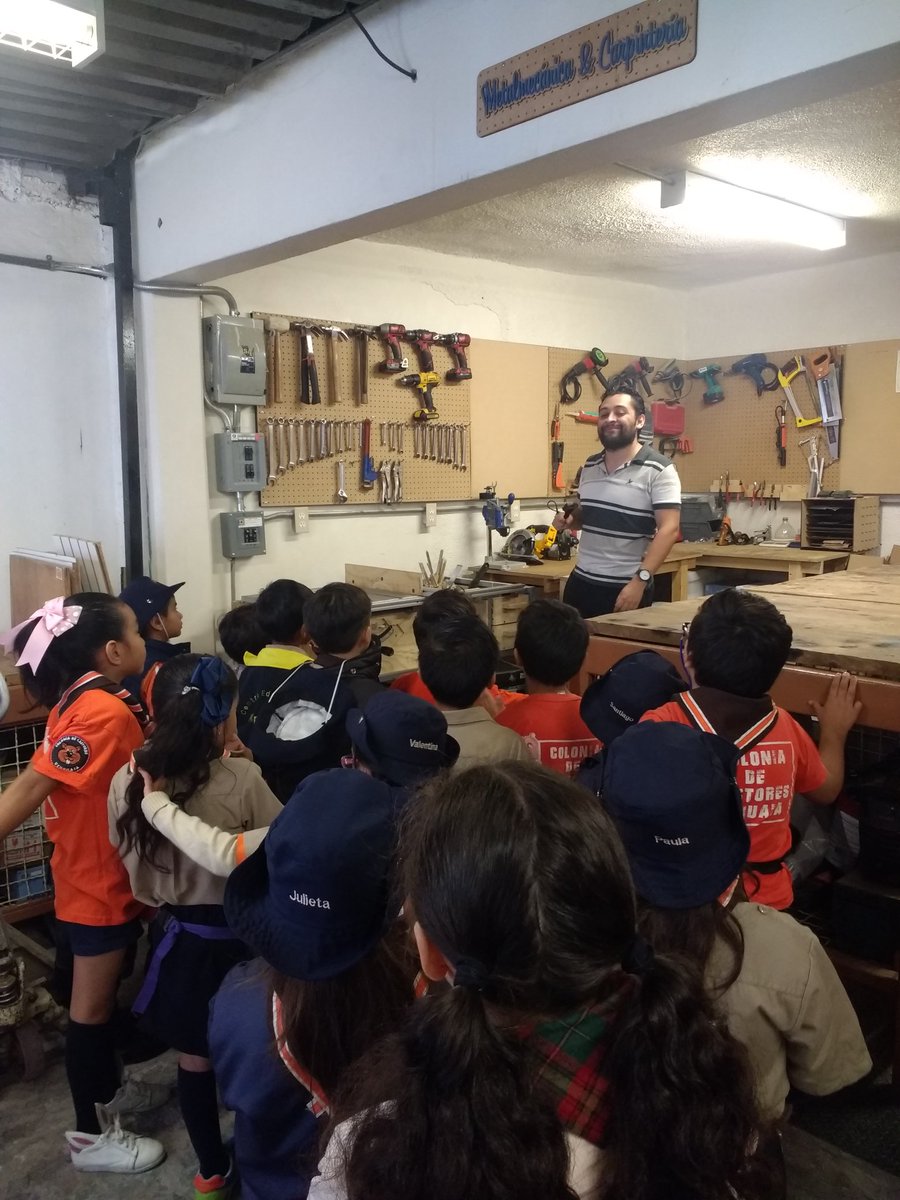 La Nave Makerspace tweet media