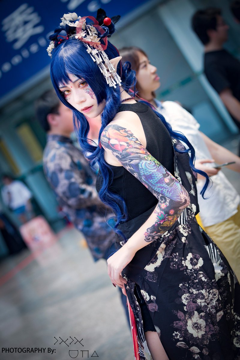 NaNaXI233's tweet image. #COMIDAY##CD22##場返# 
Model By:@棠棣棣棣棣棣棣w 
PHOTOGRAPHY By:在下
﹁  ﹁  ﹁
余  聞  終
僅  視  之
浮  見  遺
世  覺  方
孑  ﹂  可
然       ﹂
人 
﹂