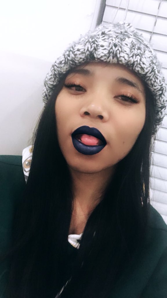 sammieheavens's tweet photo. My personality is constantly shifting 👧🏻 https://t.co/gWCnxgUcru