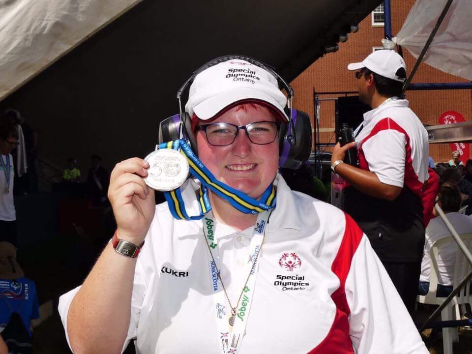 SOnorthbay's tweet photo. Medal alert 🚨 Silver medal in Bocce for Jackelyn! 👏👏 #so2018 #bocce #bocceball #specialolympics #northbay #teamontario 🇨🇦 #OnOurGame @yourtvnorthbay @TheMoose1063 https://t.co/EEFgYoUyBV