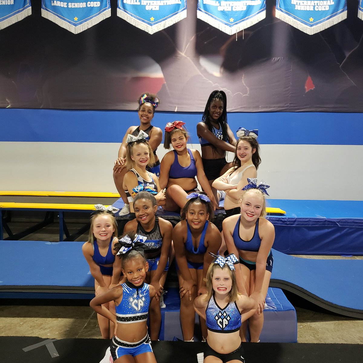 SirenCats 2018-19: This is the team to watch! #cacolumbus #SirenCats #inittowinit #EyesOnThePrize