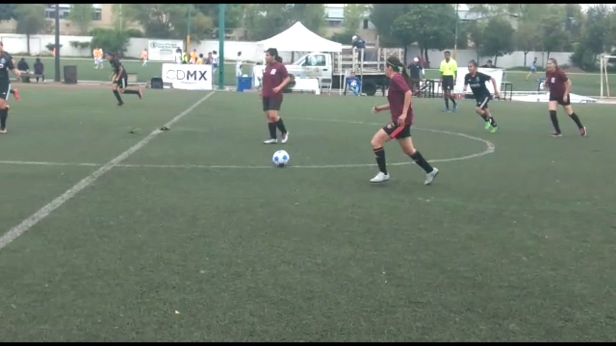 heraldodemexico's tweet photo. Cuauhtémoc femenil avanza a las Semifinales del #TorneoDeBarrios https://t.co/igjB5l0RLC https://t.co/QrgDcJPy6j