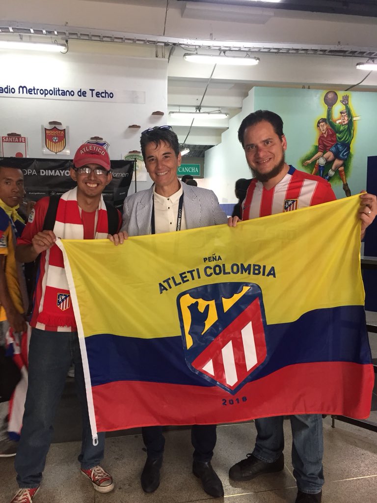 PenaAtletiCol's tweet photo. Gracias Chicas. #AúpaAtleti 🔴⚪️ #PeñaAtletiColombia 🇨🇴 https://t.co/NaiNfgNWvh