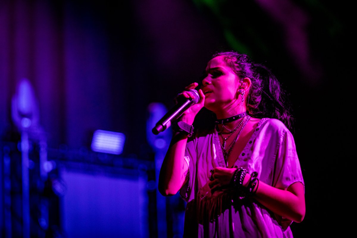 .<a href="/MaggieLindemann/">MAGGIE LINDEMANN</a> | 8.4.18 | #SOTS 😍🙌☀️🍫