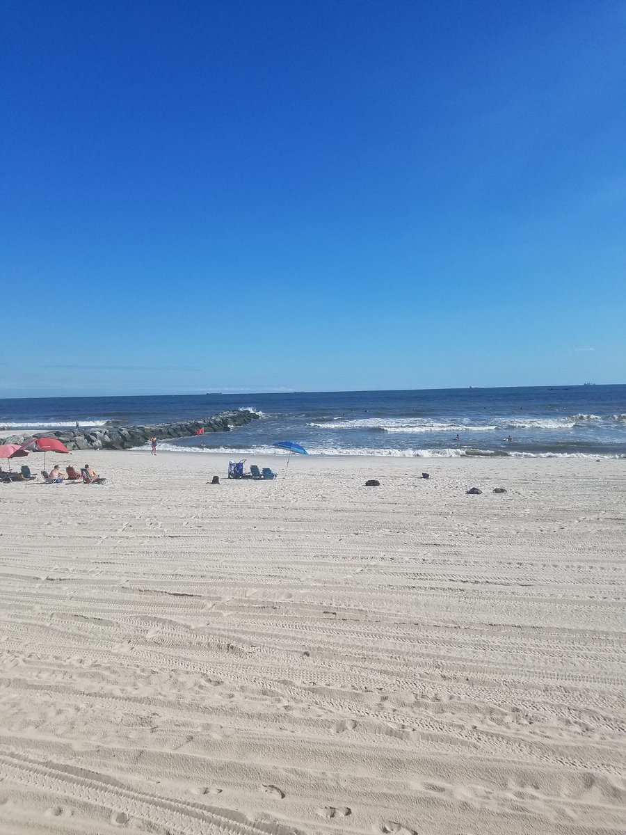 falseimpressive's tweet photo. Back to @LongBeach https://t.co/SP2pUIHwU4